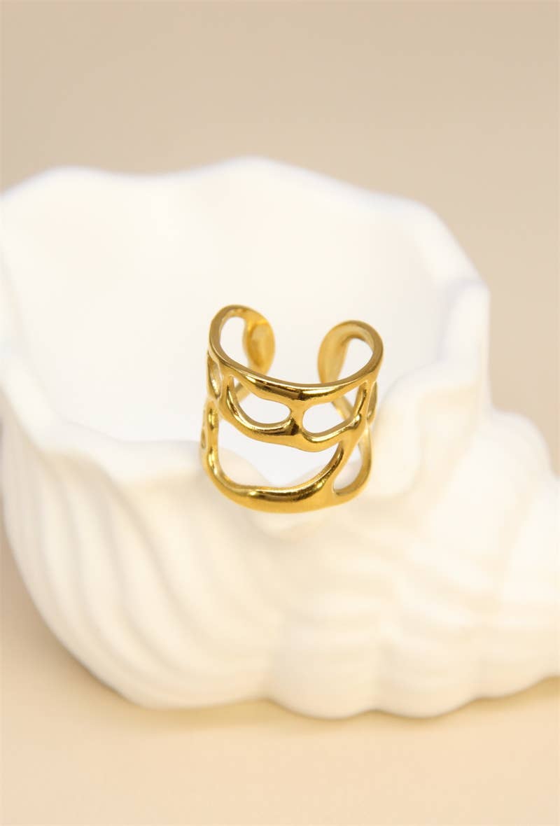 Golden Wave – 18K vergoldeter Cut-Out-Ring mit wellenförmigem Design, größenverstellbar