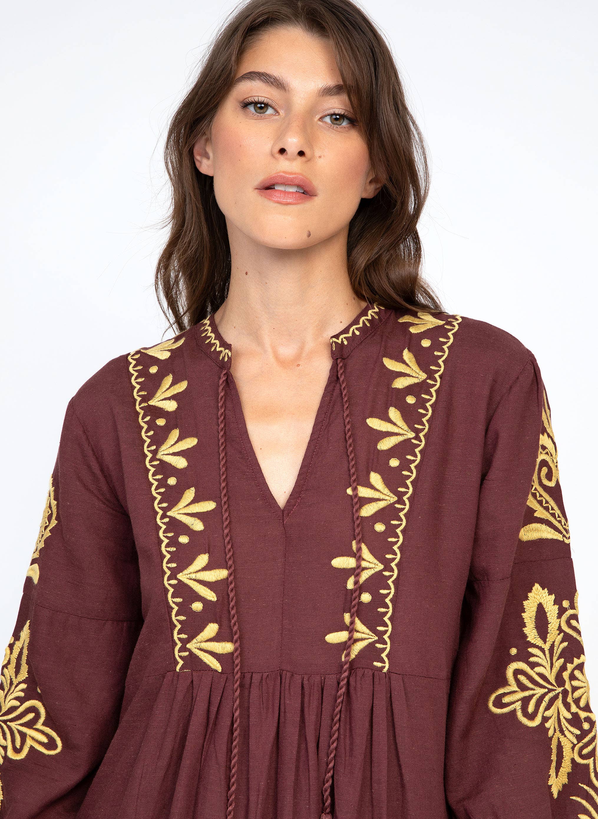 Besticktes Kleid OLYVIERO Malaga An&