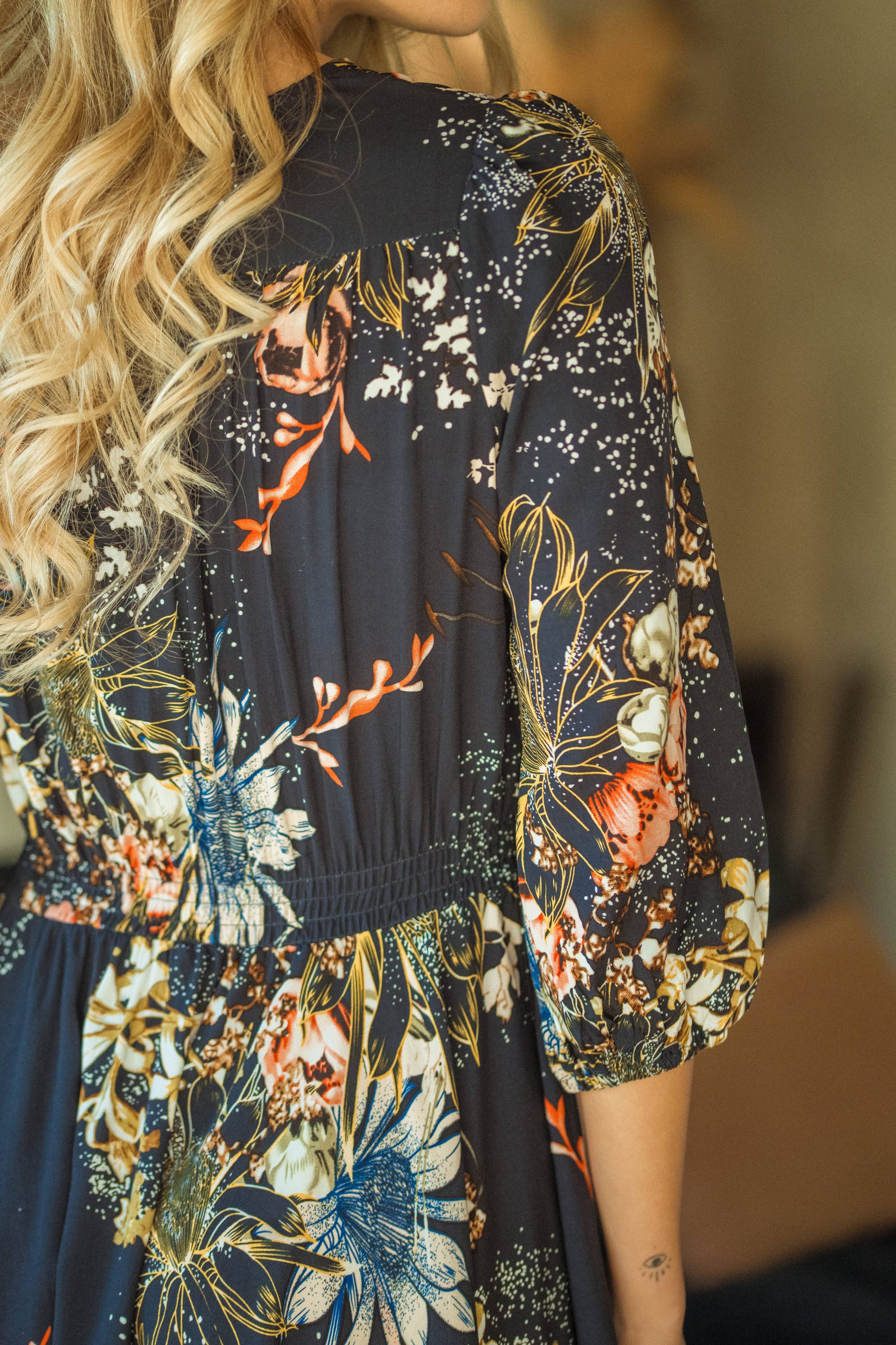MINIKLEID CELINE MIT BLUMENBOMBEN-PRINT Jaase