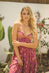 JAASE Merlot Bambi Kleid mit Bohème-Print, Herz-Ausschnitt, stretchy Rückenteil, verstellbare Träger. 100% Viskose.