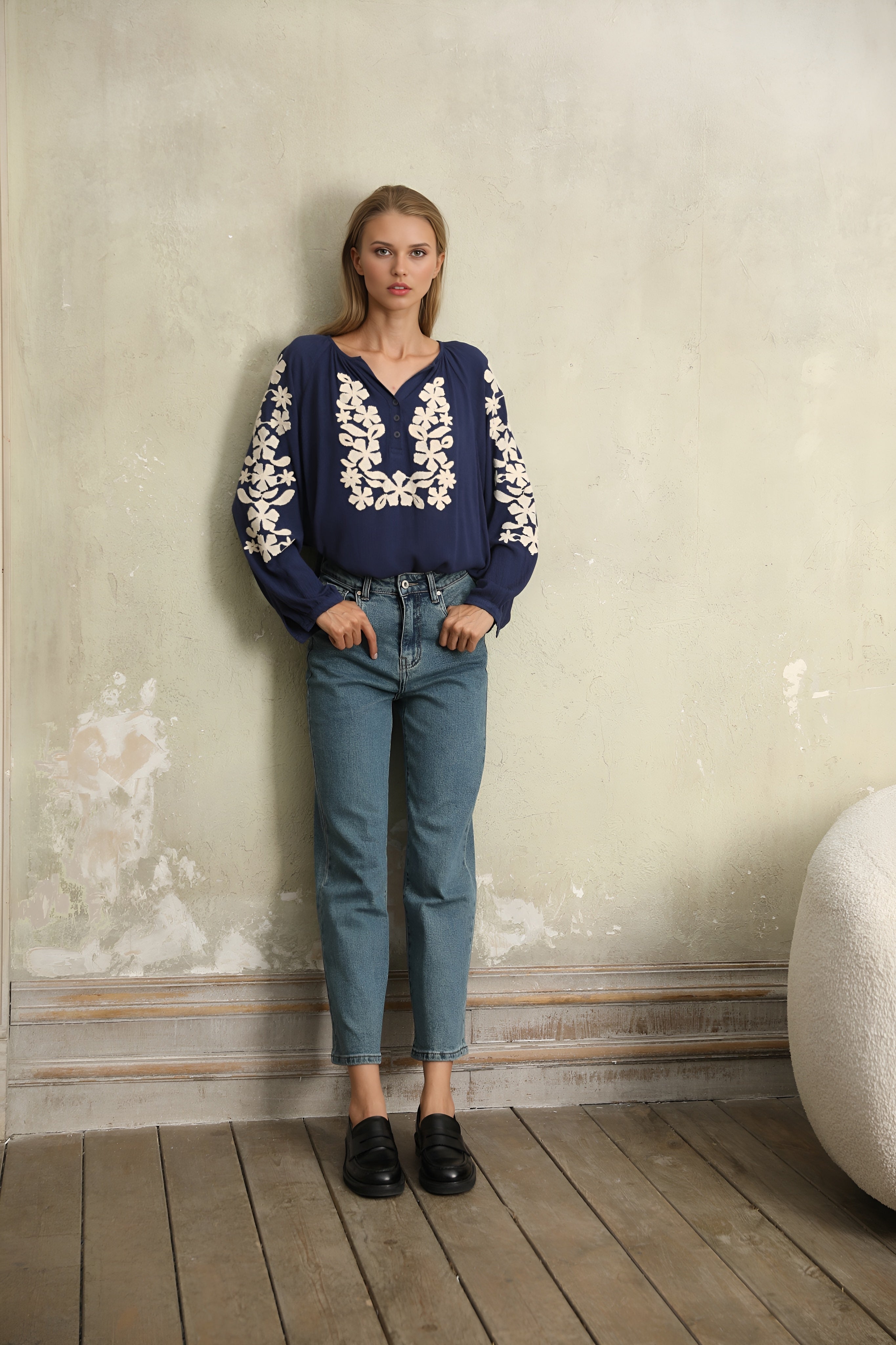 Bestickte Bluse für Damen marineblau – Boho-Chic für jede Jahreszeit Frollein Herzblut