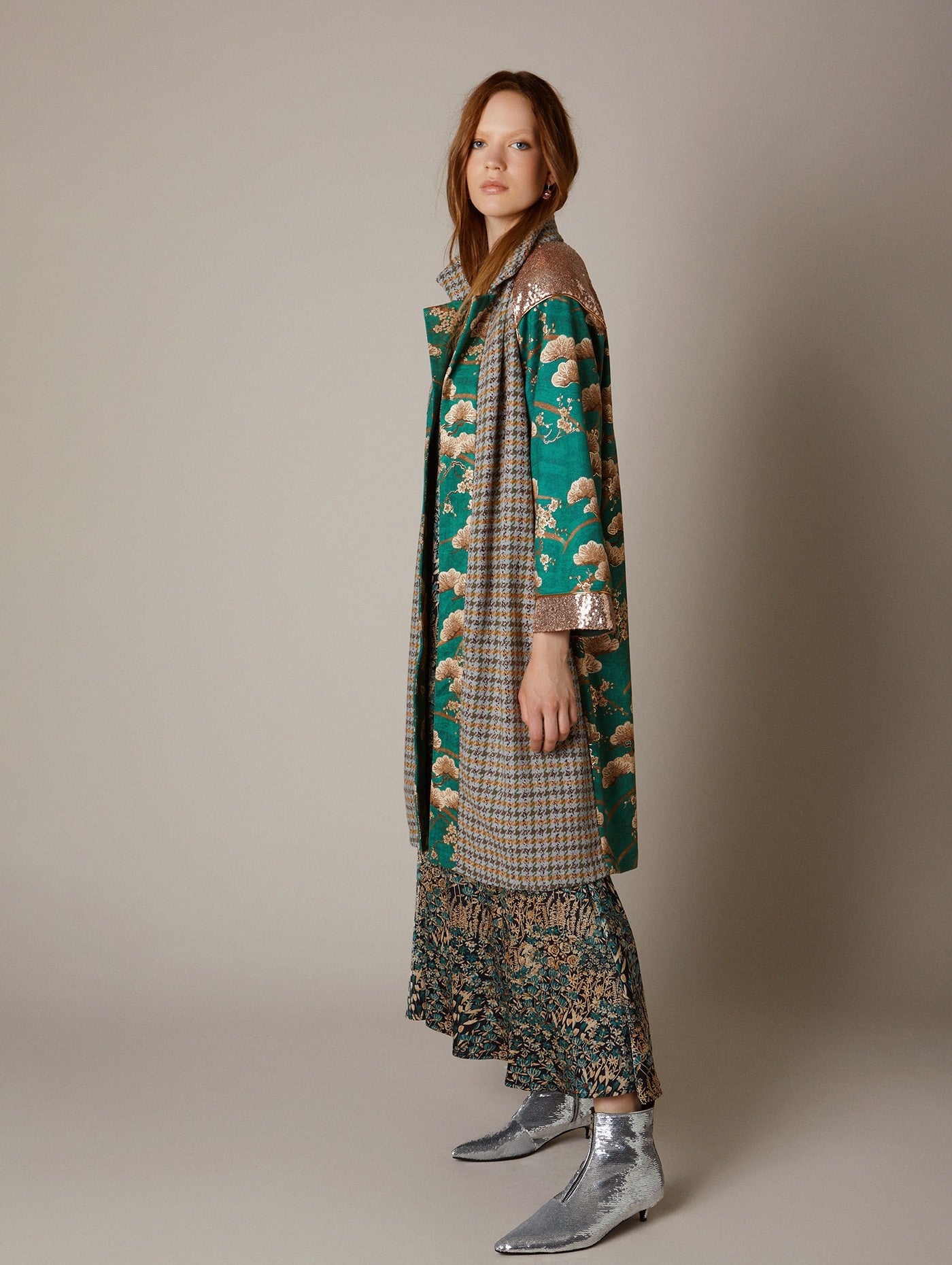 Luxuriöser Kurzmantel im Mustermix Meisie Mantel Kaftan Edel Damenmantel