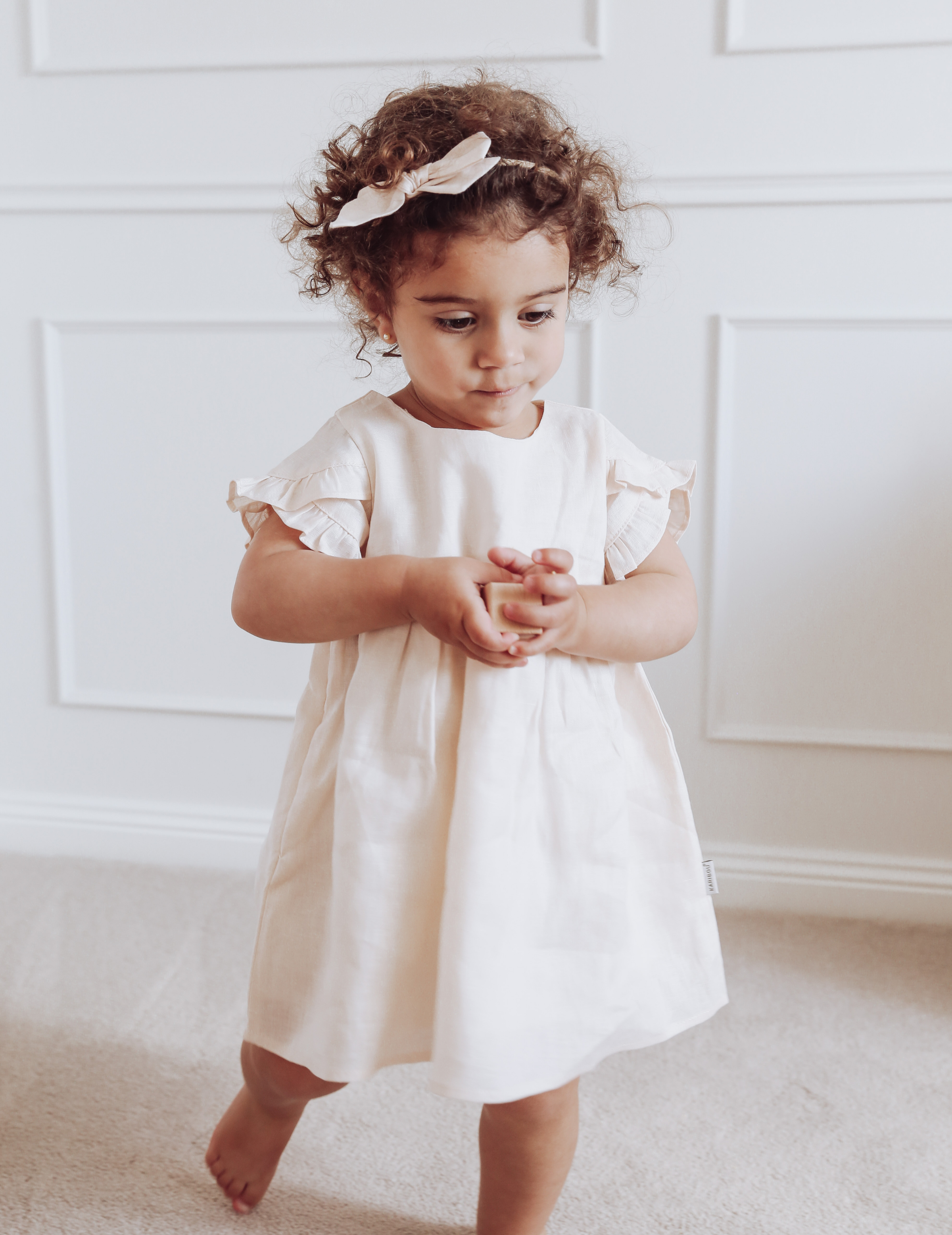 Leinenkleid Ella - Cookie Dough Karibou