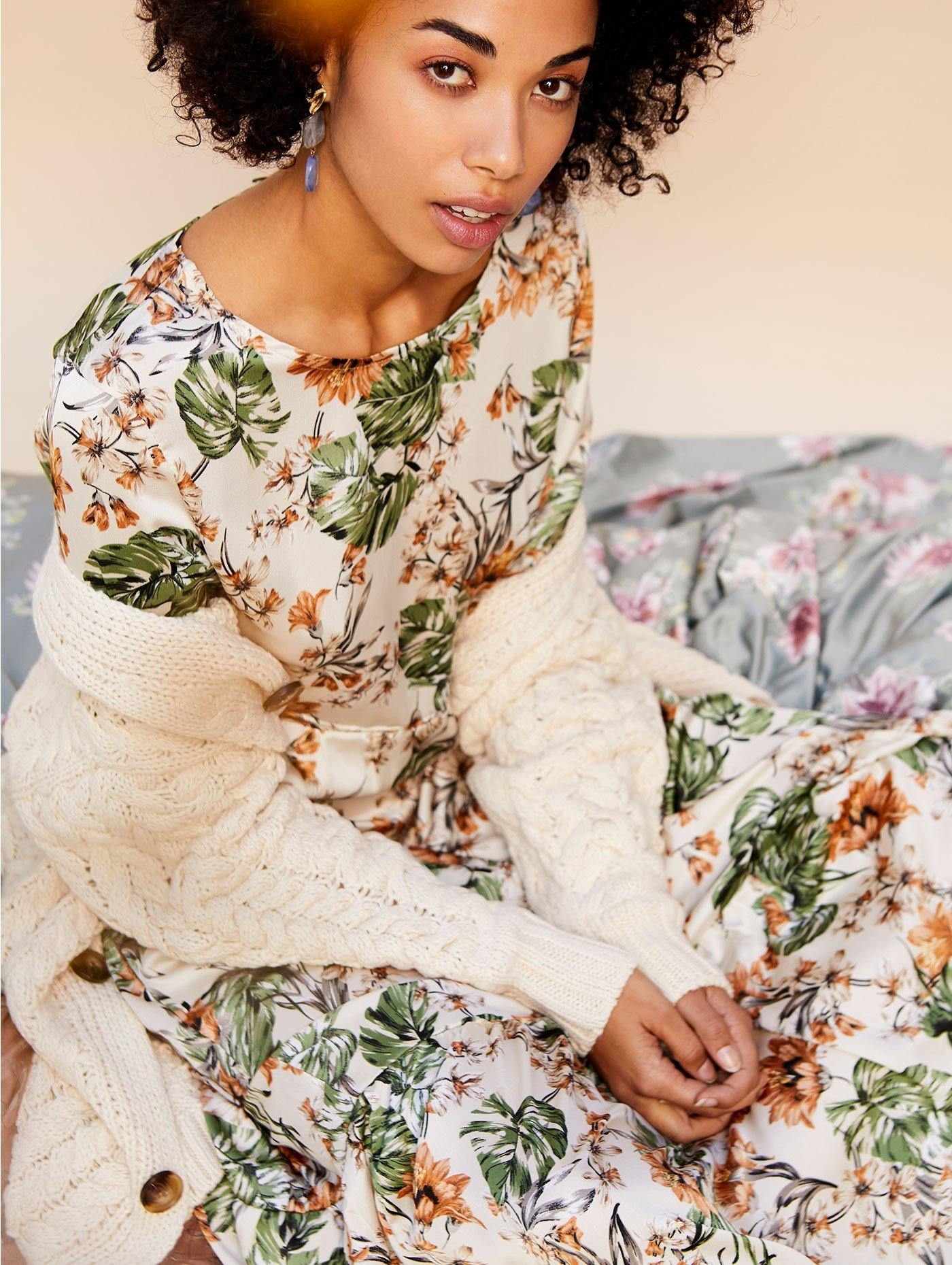 Edles Maxikleid mit Monstera Print Meisie