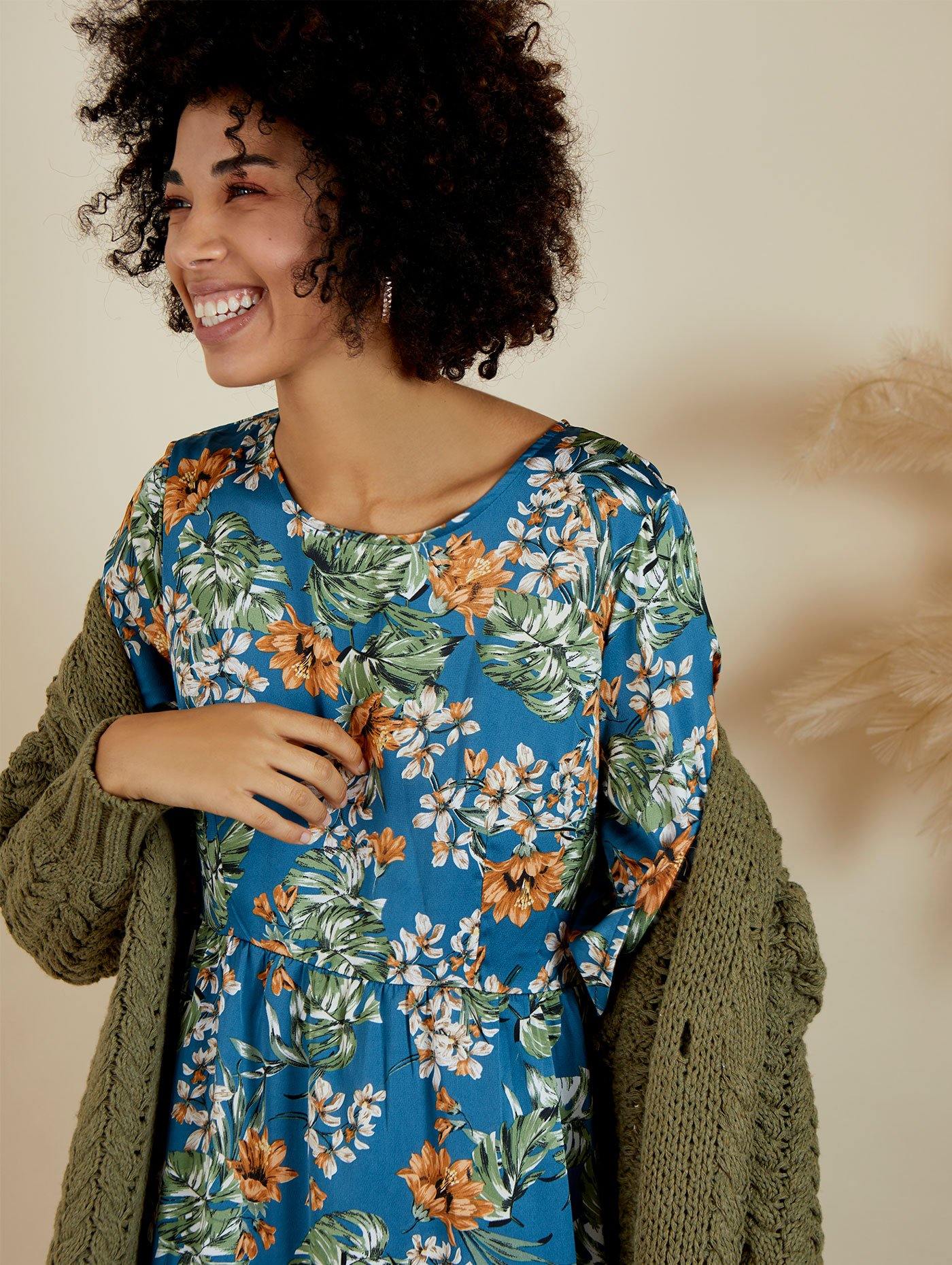 Edles Satinkleid mit tollem Print blau Meisie