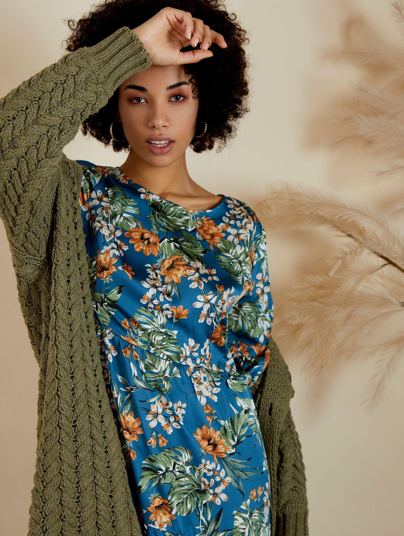 Edles Satinkleid mit tollem Print blau Meisie