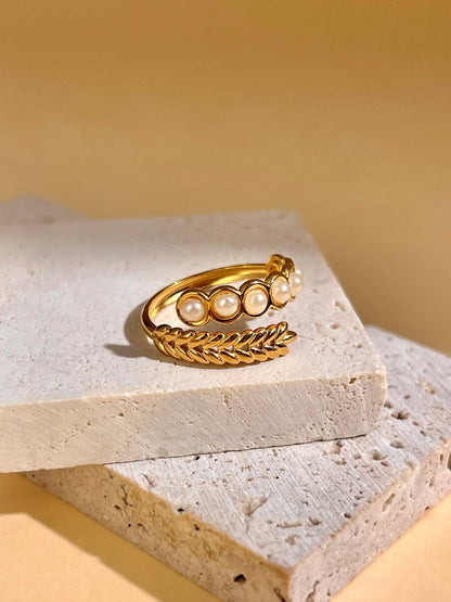 Vergoldeter Ring aus Edelstahl mit Perlen-Optik und Ährenmotiv – offen, größenverstellbar, wasserfest, Boho-Stil
