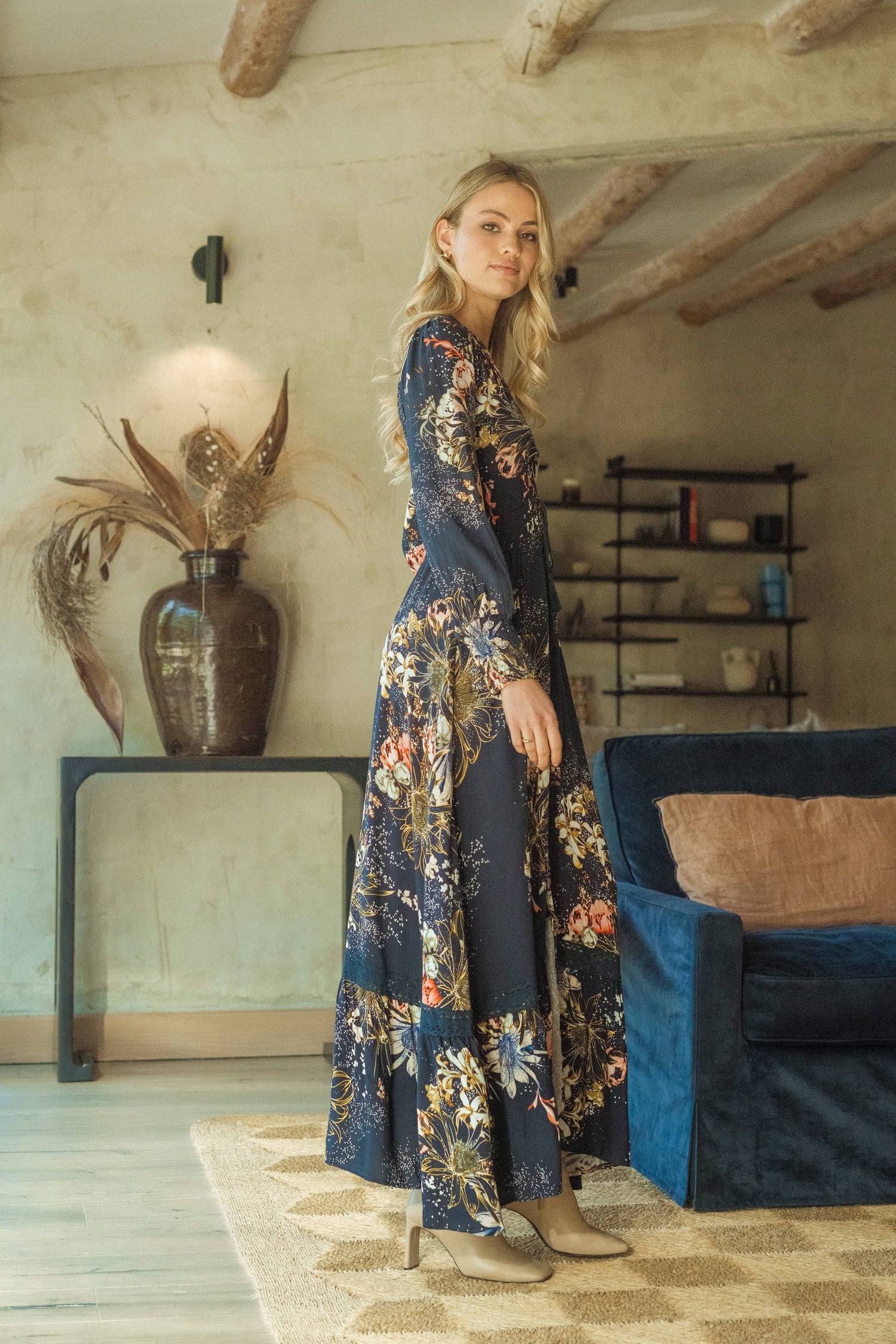 SABRINA MAXIKLEID MIT BLUMENBOMBEN-PRINT Jaase