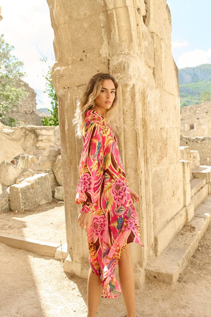 PINKE LANGE BLUSE AUS POSITANO Piti Cuiti