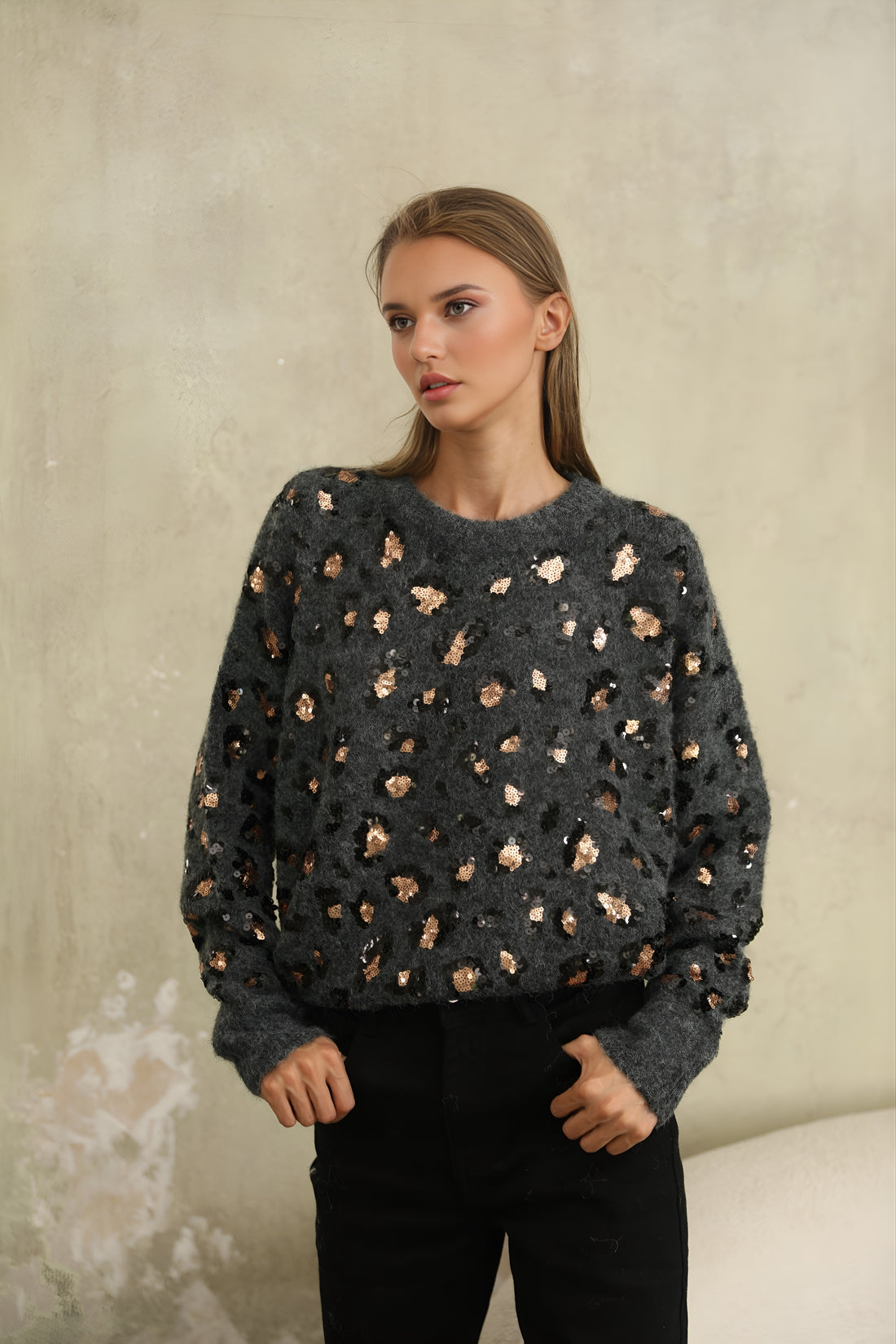 Leoparden-Pullover mit Pailletten – Eleganter Blickfang für den Herbst Frollein Herzblut