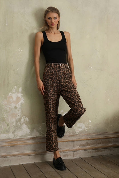 Leopard Mom Jeans – Stylische Damenhose im Animal Print Frollein Herzblut