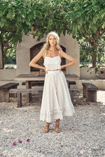 Jaase Snow White Lace Jordyn Crop Top und Vela Maxirock Set Jaase