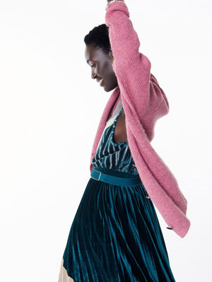 Kuschelige pinke Strickjacke Meisie